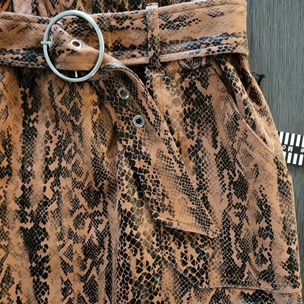 Haute Monde Skirt Faux Leather Snake Print Size Large NWT - Picture 6 of 8